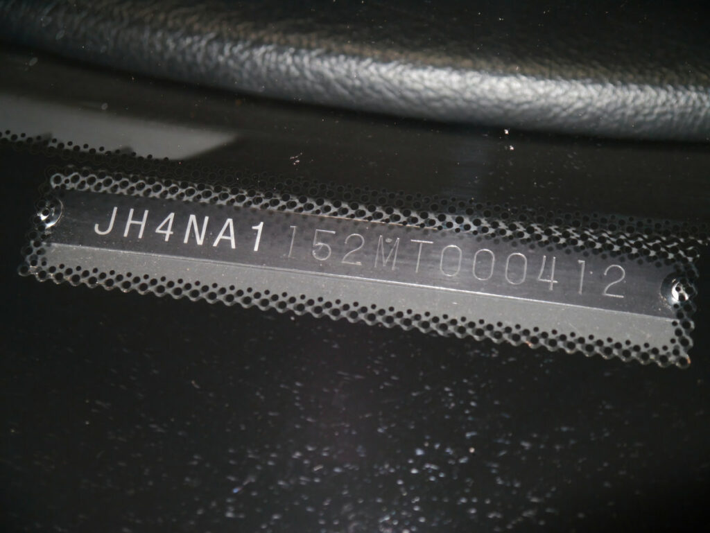 Vin car body number 1991 Acura NSX 0037